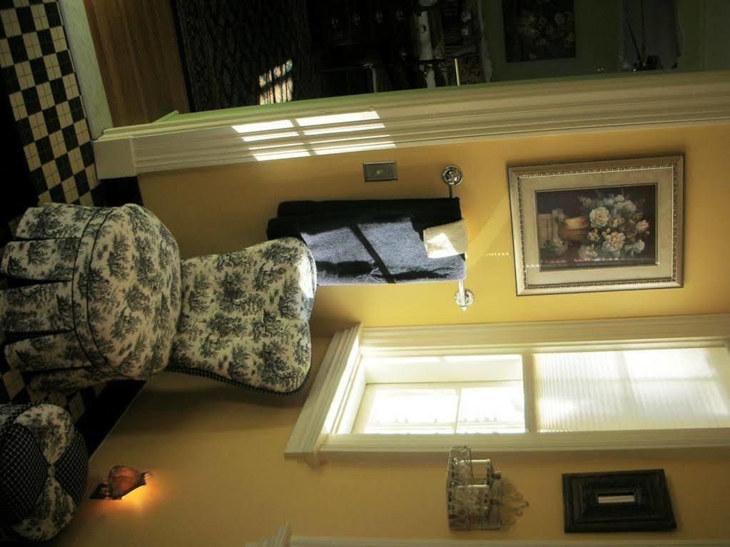 روتشستر A B&B At The Edward Harris House Inn المظهر الخارجي الصورة